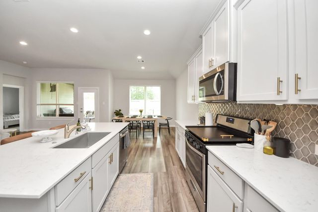 14136 Lake Lodge Drive, Conroe, TX 77384