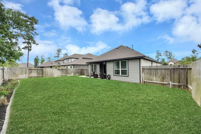 14136 Lake Lodge Drive, Conroe, TX 77384