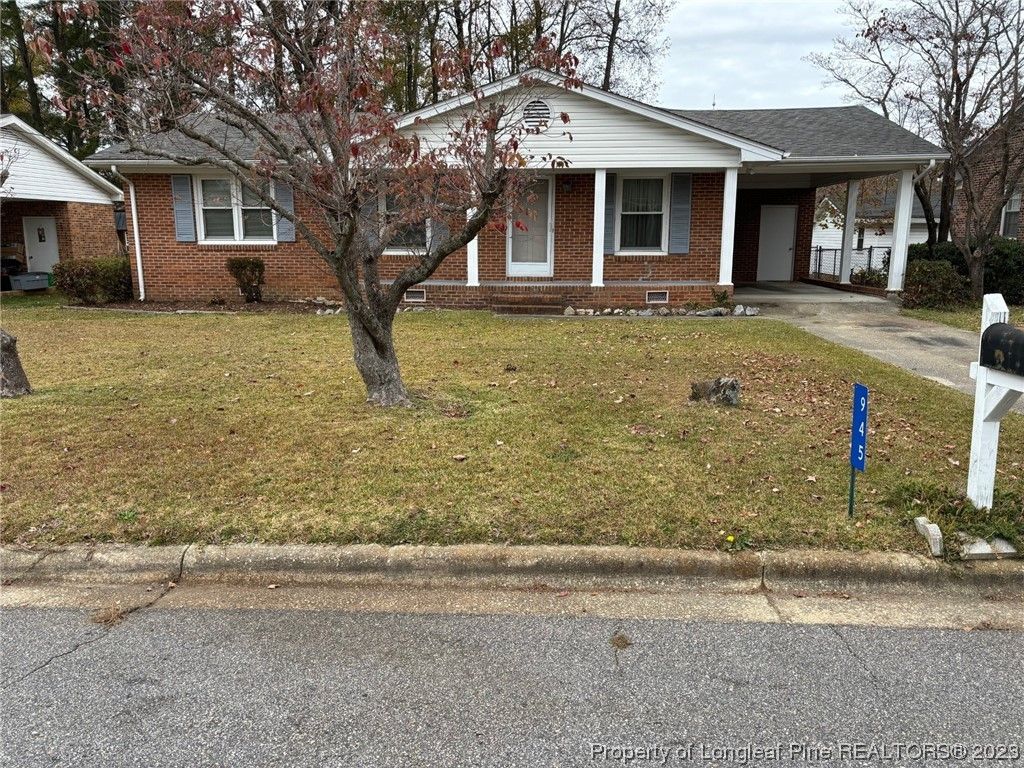 945 Jane Street, Lumberton, NC 28358 — exterior