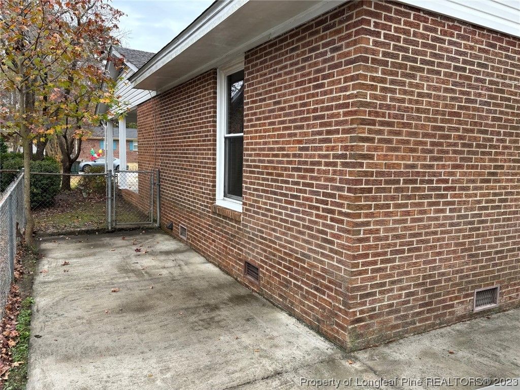 945 Jane Street, Lumberton, NC 28358 — photo 5