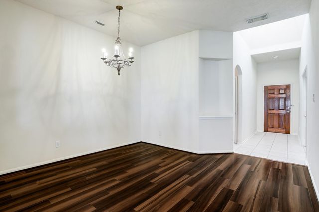 7605 Waterlilly Lane, Pearland, TX 77581