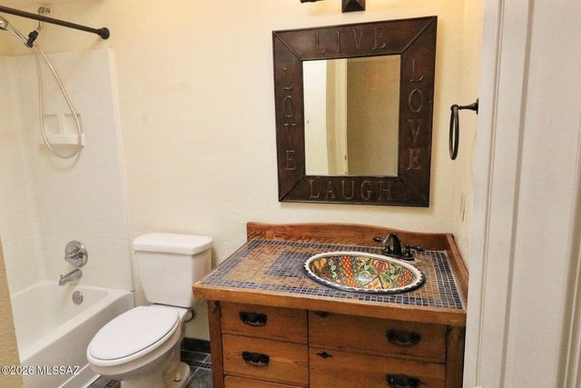 3159 W Calle Fresa, Tucson, AZ 85741