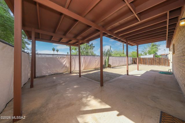 3159 W Calle Fresa, Tucson, AZ 85741