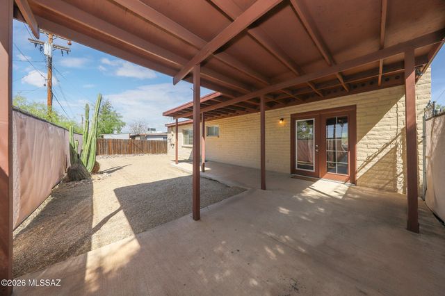 3159 W Calle Fresa, Tucson, AZ 85741