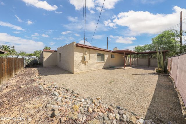3159 W Calle Fresa, Tucson, AZ 85741