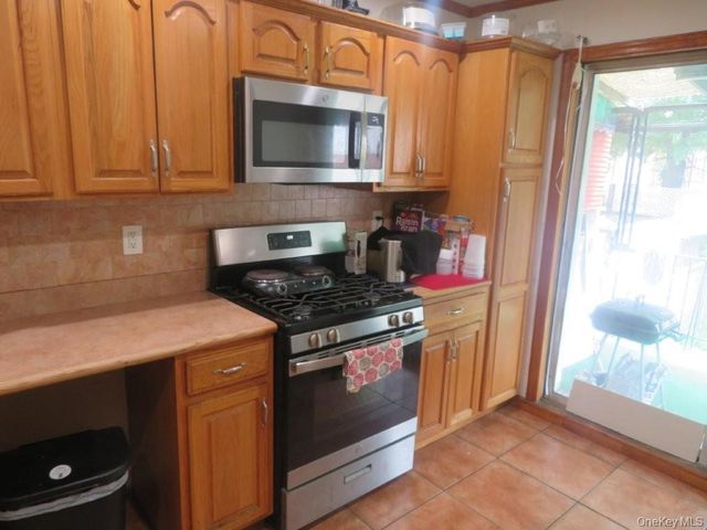 5714 Avenue L, Brooklyn, NY 11234