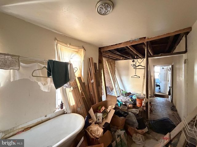 1212 N SPRING ST, Baltimore, MD 21213