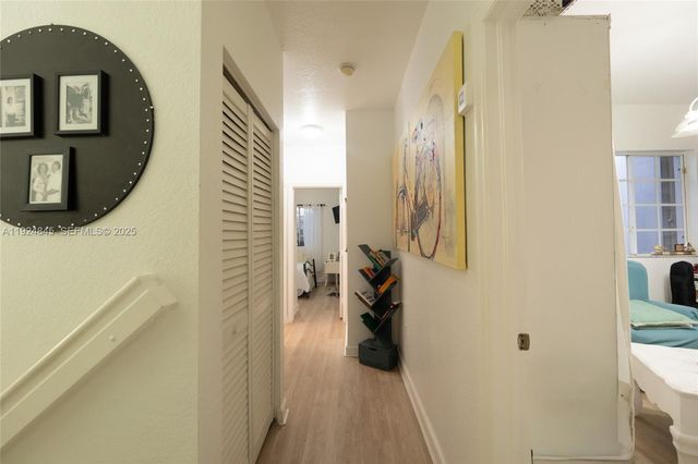 14738 SW 9th Ln, Miami, FL 33194