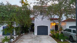 14738 SW 9th Ln, Miami, FL 33194