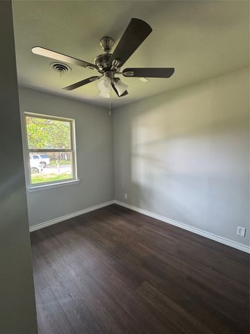 2817 Sequoia Lane, Arlington, TX 76010