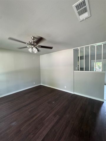 2817 Sequoia Lane, Arlington, TX 76010