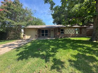 2817 Sequoia Lane, Arlington, TX 76010