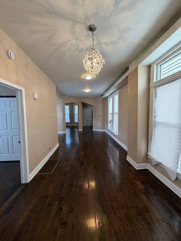 7629 S Dante Avenue, Chicago, IL 60619
