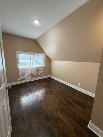 7629 S Dante Avenue, Chicago, IL 60619