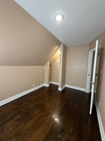 7629 S Dante Avenue, Chicago, IL 60619