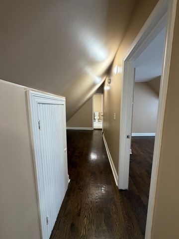 7629 S Dante Avenue, Chicago, IL 60619