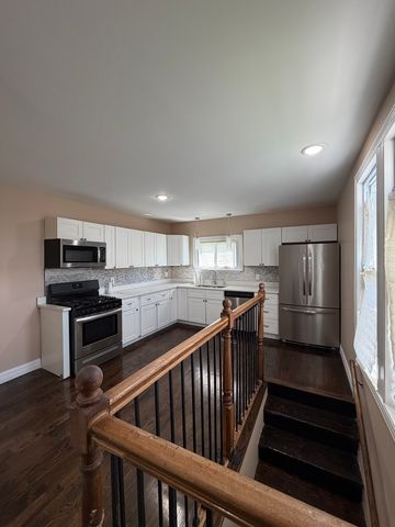7629 S Dante Avenue, Chicago, IL 60619