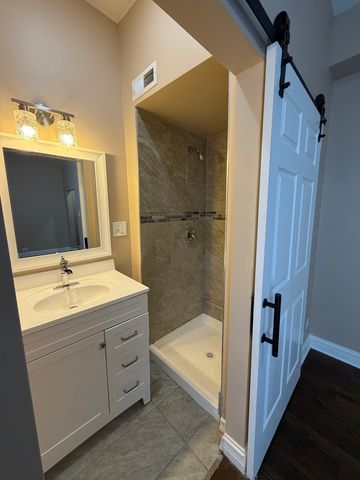 7629 S Dante Avenue, Chicago, IL 60619