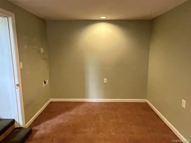 201 Wampum Lane, West Islip, NY 11795