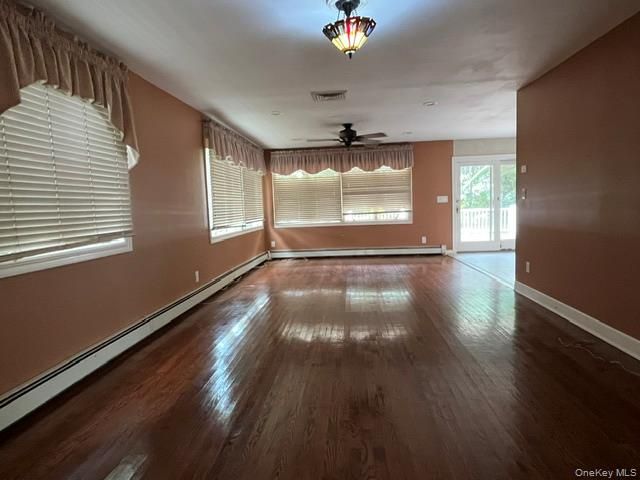 201 Wampum Lane, West Islip, NY 11795