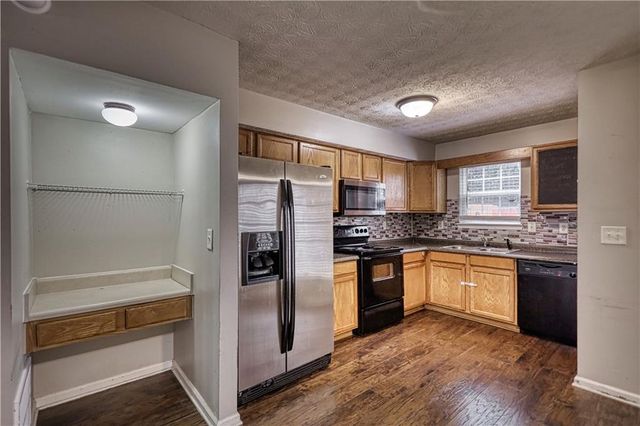 6357 Wellington Walk Way, Lithonia, GA 30058