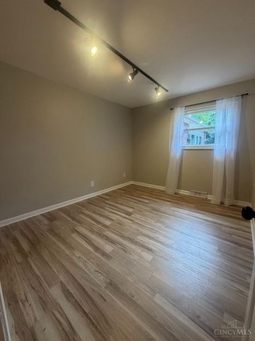 1247 Waycross Road, Forest Park, OH 45240