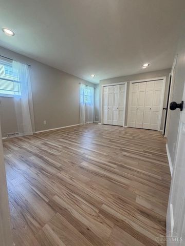 1247 Waycross Road, Forest Park, OH 45240