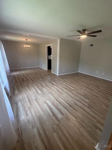 1247 Waycross Road, Forest Park, OH 45240