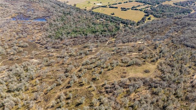 17668 Highway 21 W, North Zulch, TX 77872