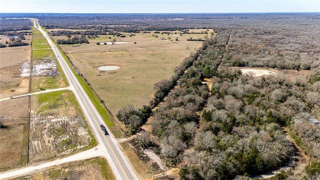 17668 Highway 21 W, North Zulch, TX 77872