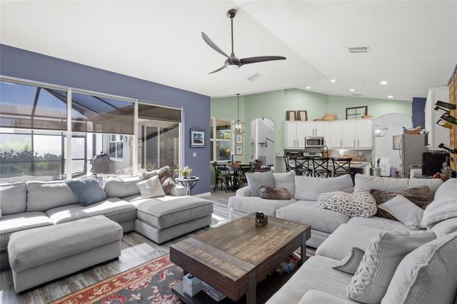 6723 TAILFEATHER WAY, Bradenton, FL 34203