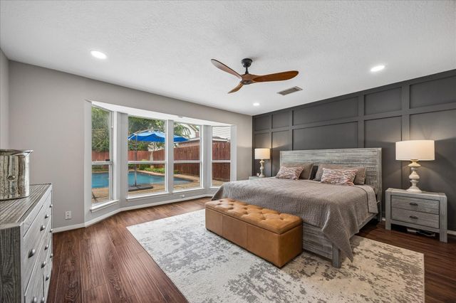 12514 Meadow Lake Drive, Houston, TX 77077