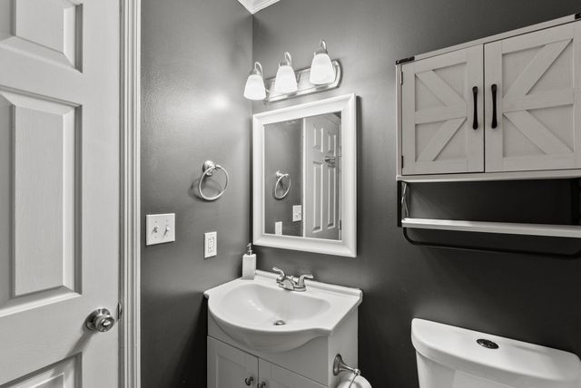 204 Strawberry Court, Nicholasville, KY 40356