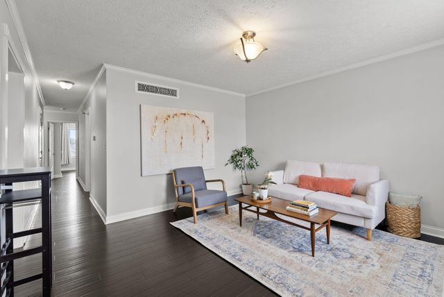 204 Strawberry Court, Nicholasville, KY 40356