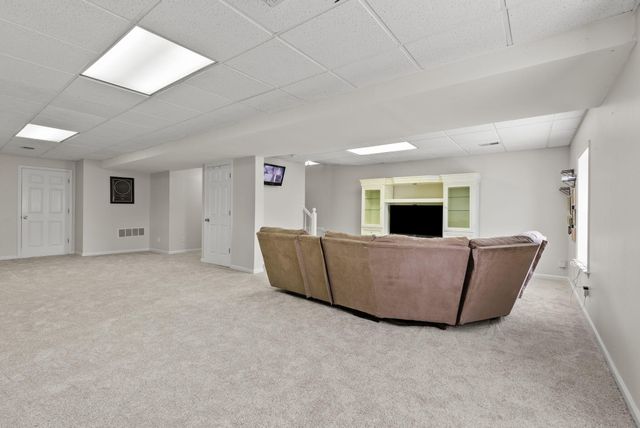 204 Strawberry Court, Nicholasville, KY 40356