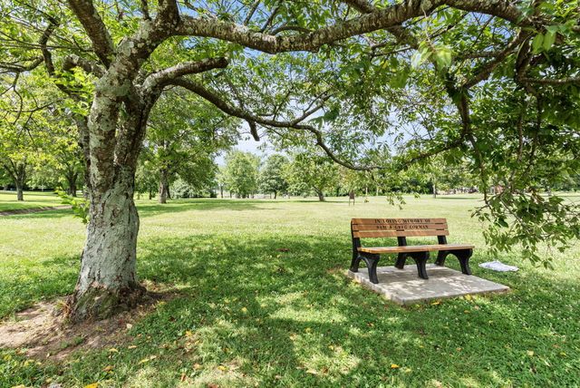 204 Strawberry Court, Nicholasville, KY 40356