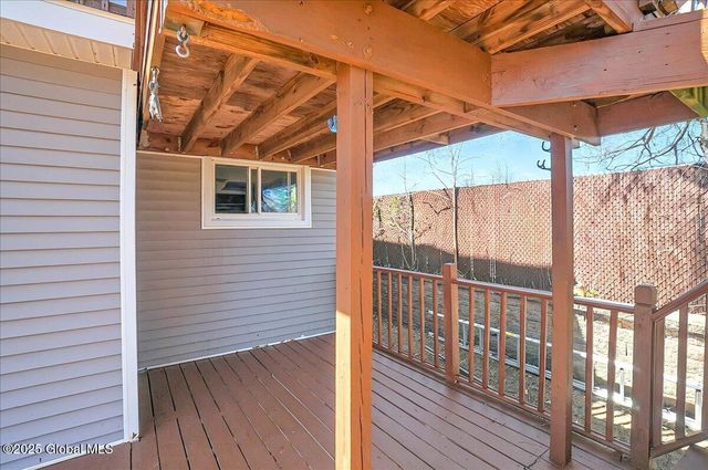 1726 Greenpoint Avenue, Rotterdam, NY 12303