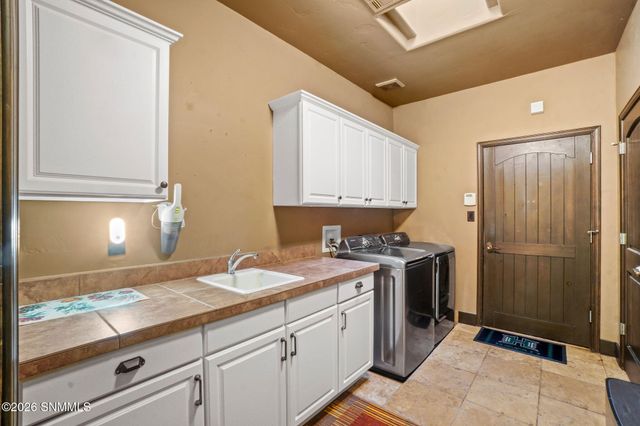 8052 Renoir Loop, Las Cruces, NM 88007