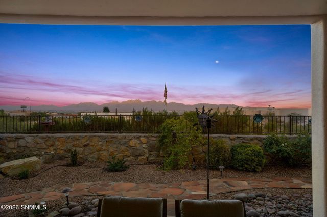 8052 Renoir Loop, Las Cruces, NM 88007