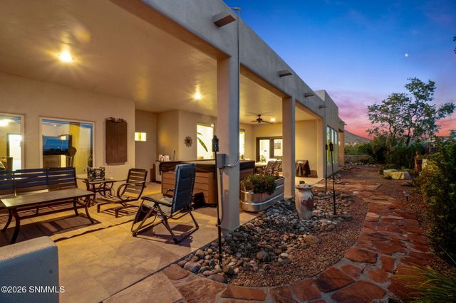8052 Renoir Loop, Las Cruces, NM 88007