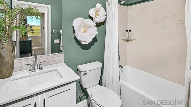 417 Beaker Rd, San Marcos, CA 92078