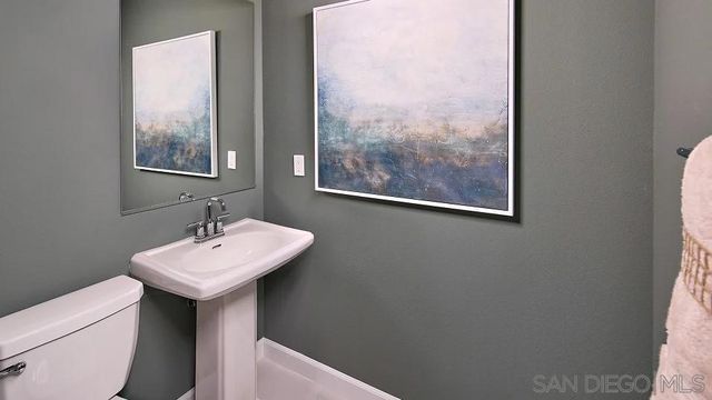 417 Beaker Rd, San Marcos, CA 92078