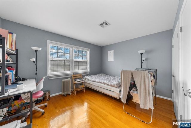 32 Davenport Avenue, Tenafly, NJ 07670