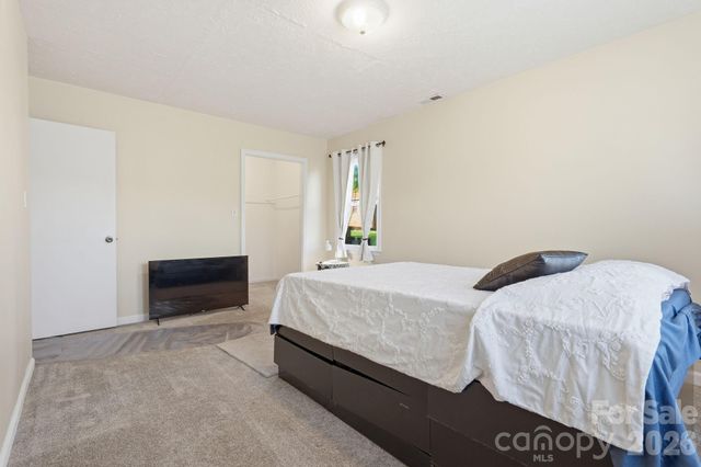 300 N Watterson Street, Kings Mountain, NC 28086
