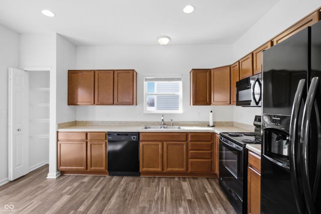 1937 Abbey Lane, Columbus, IN 47201