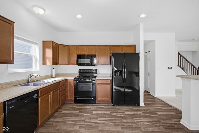 1937 Abbey Lane, Columbus, IN 47201