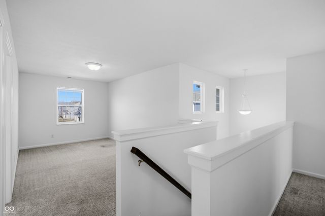 1937 Abbey Lane, Columbus, IN 47201