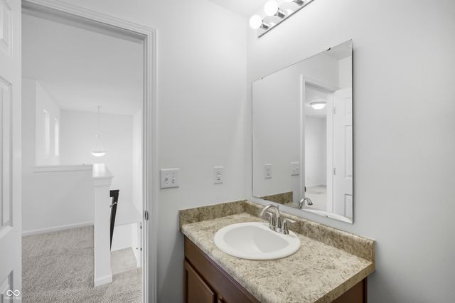 1937 Abbey Lane, Columbus, IN 47201