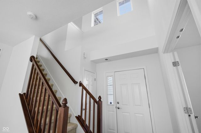 1937 Abbey Lane, Columbus, IN 47201