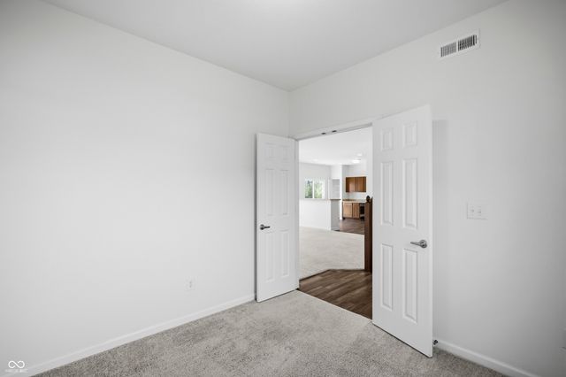 1937 Abbey Lane, Columbus, IN 47201